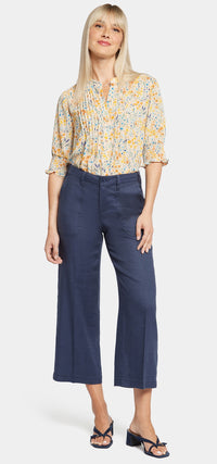 Wide Leg Cargo Capri Pants In Stretch Linen | Oxford Navy | Pants | NYDJ