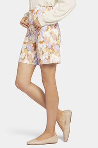 5 Pocket Bermuda Short Floral Print Stretch Linen | Sunset Grove | Shorts | NYDJ