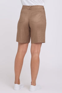 5 Pocket Bermuda Shorts In Stretch Linen | Toasted Coconut - NYDJ