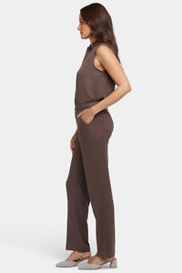 Marilyn Straight Pants In Stretch Linen | Coffee Bean | Pants | NYDJ