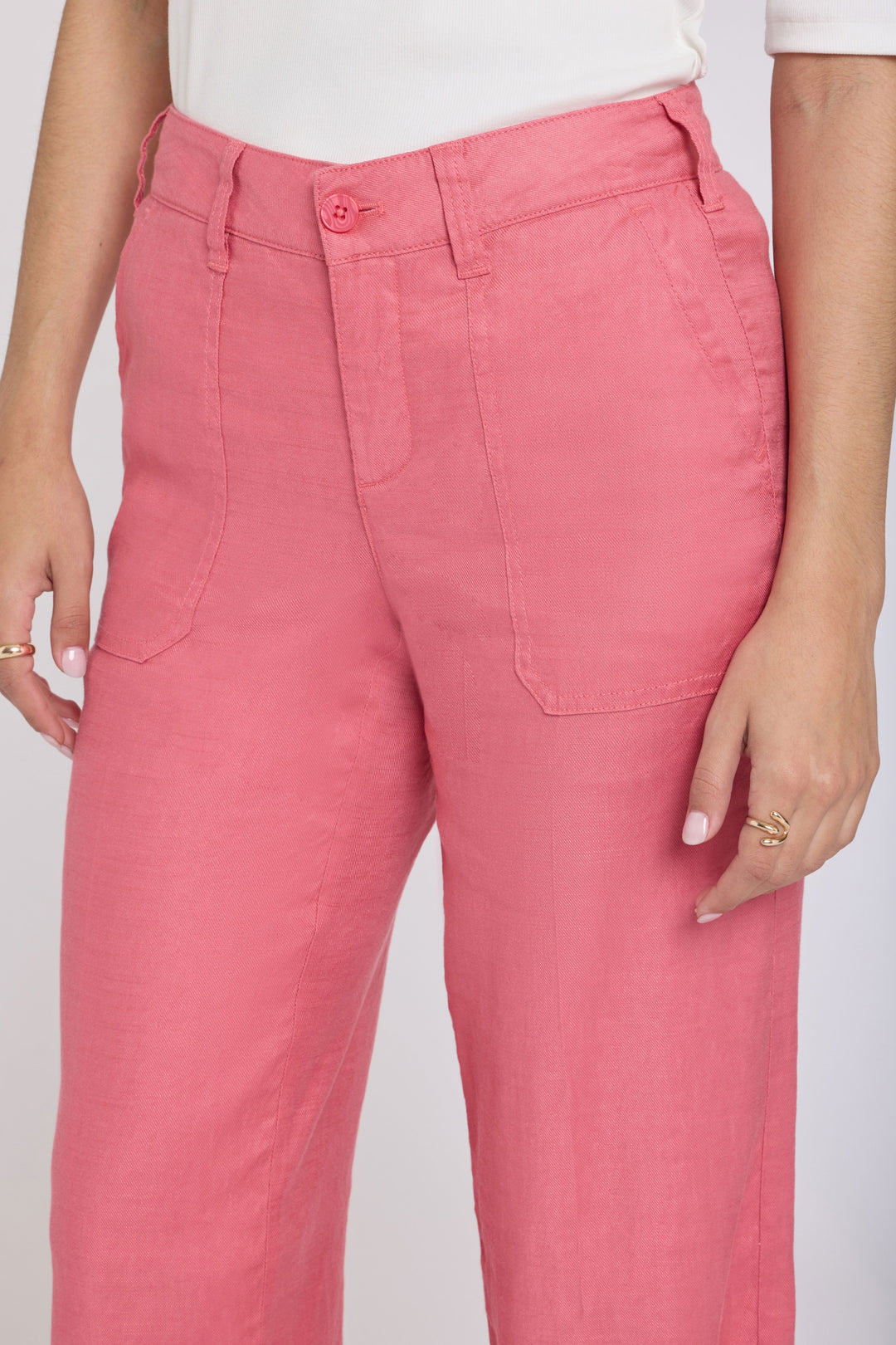 Wide Leg Cargo Capri Pants in Stretch Linnen | Desert Rose