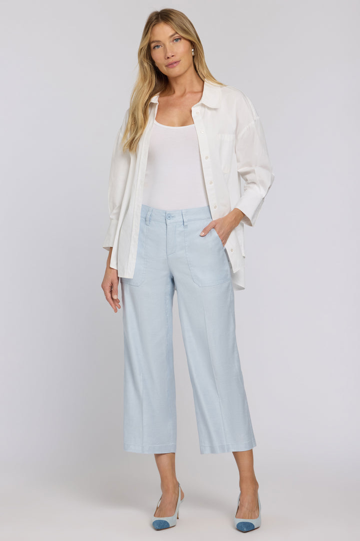 Wide Leg Cargo Capri Pants in Stretch Linnen | Blue Clover