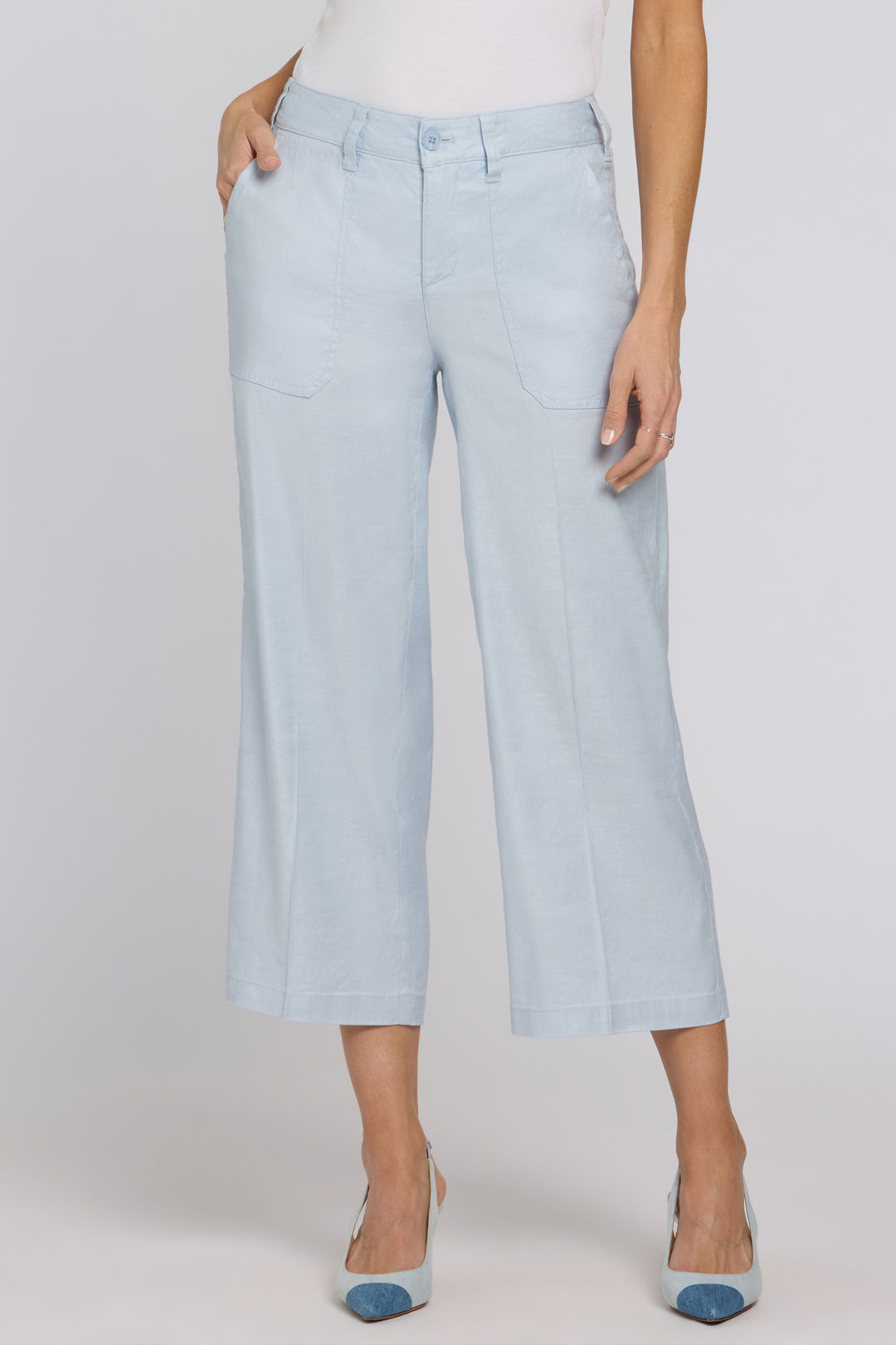 Wide Leg Cargo Capri Pants in Stretch Linnen | Blue Clover