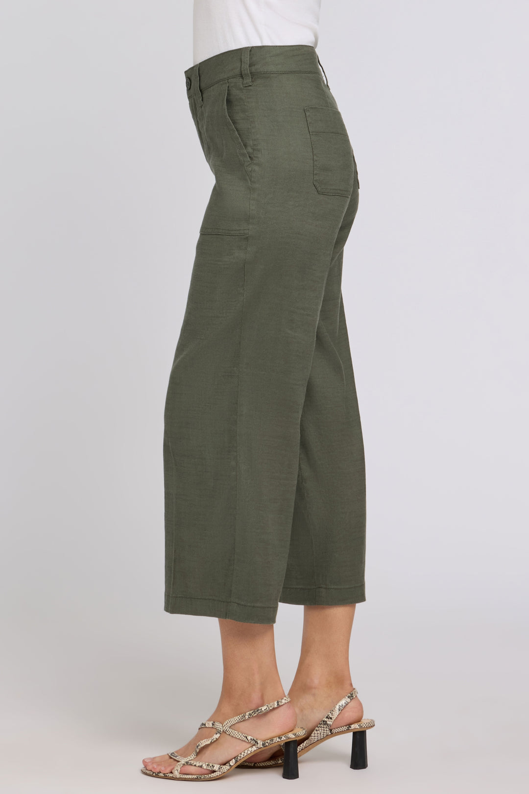 Wide Leg Cargo Capri Pants in Stretch Linnen | Desert Green