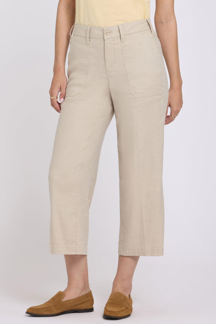 Wide Leg Cargo Capri Pants in Stretch Linnen | Feather