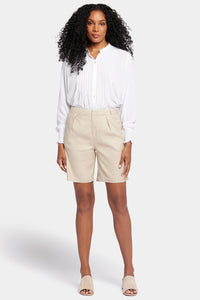 Relaxed Short Beige Stretch Linen | Feather | Shorts | NYDJ