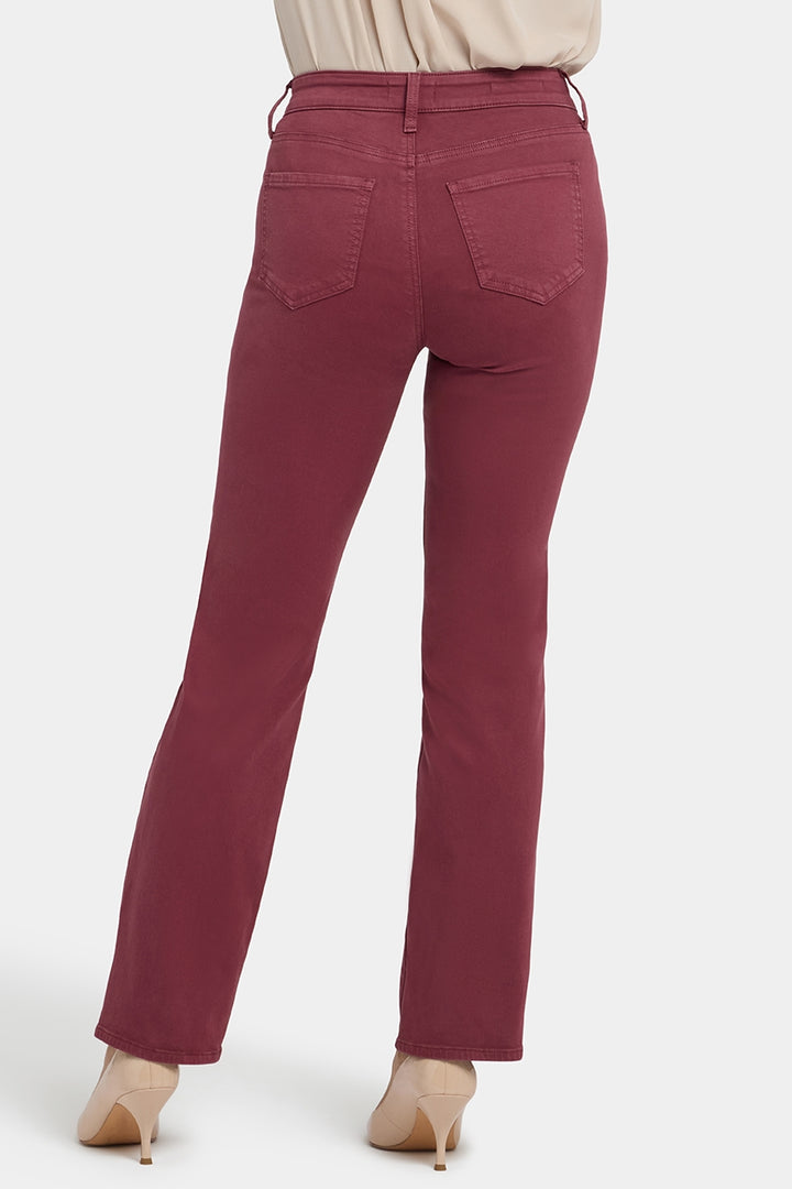 Marilyn Straight Jeans | True Burgundy