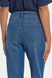 High Rise Marilyn Straight | Lake Notre-Dame | Denim | NYDJ