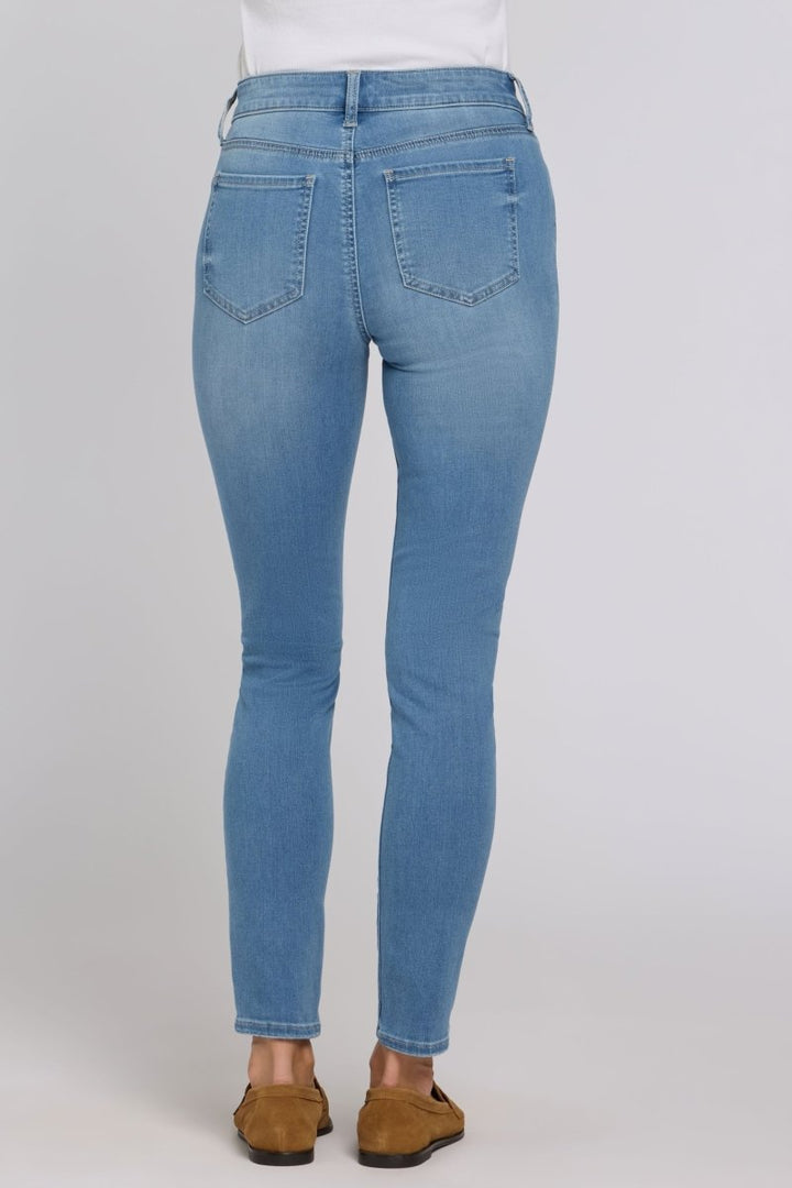 Ami Skinny Jeans In Sure Stretch® Denim | Vista Lake | Denim | NYDJ