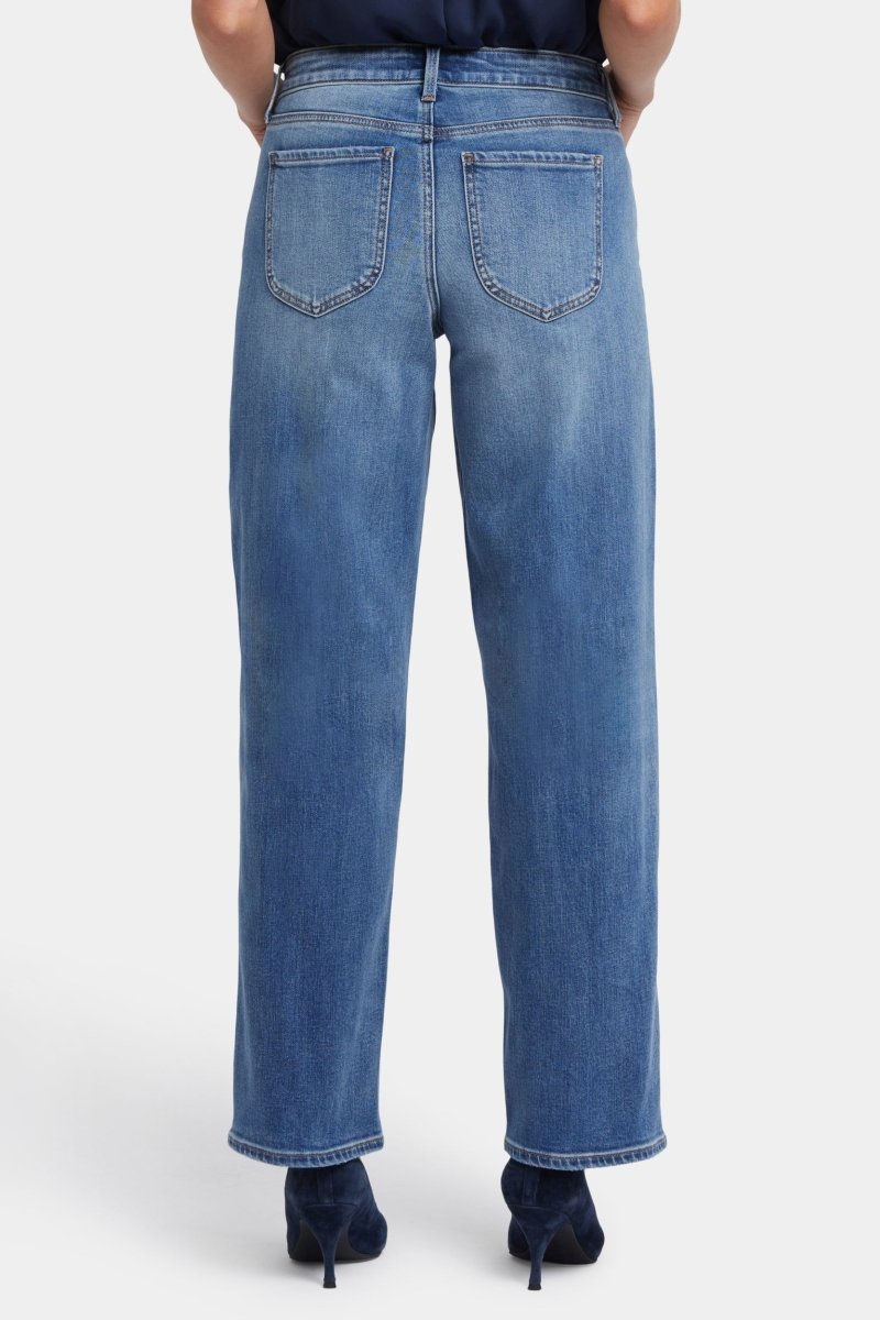 Jemma Barrel Jeans With High Rise | Barcelona Breeze | Denim | NYDJ
