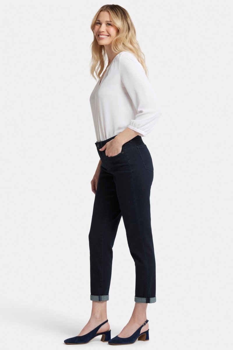 Margot Girlfriend Jeans Dark Blue Premium Denim | Midnight Falls - NYDJ