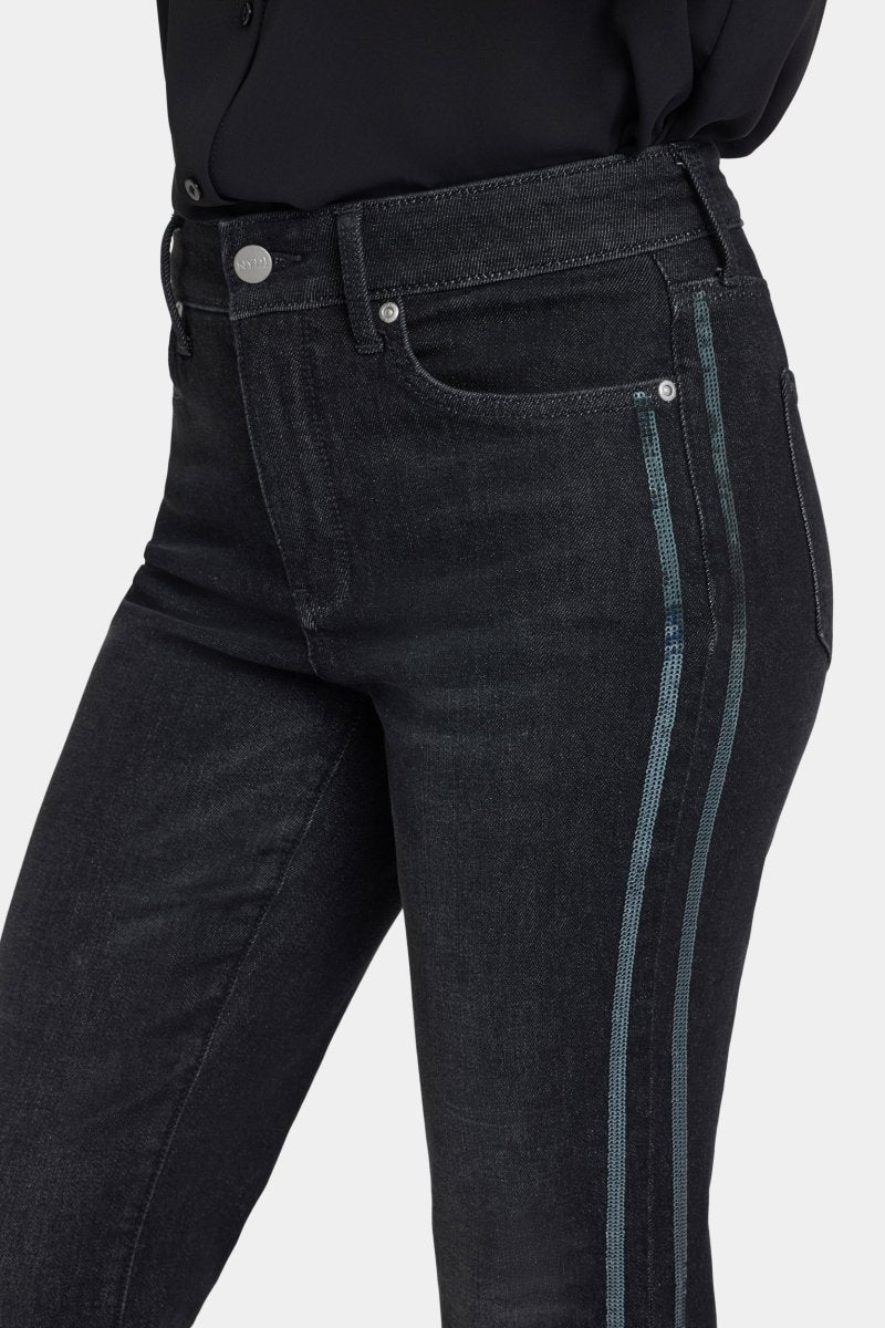 Marilyn Straight Jeans | French Nightfall | Denim | NYDJ