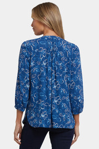 Pintuck Blouse | Fleur D'Yvette | Blouse | NYDJ