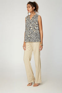 Sleeveless Pintuck Blouse Animal print | Abstract Jaguar | Top | NYDJ