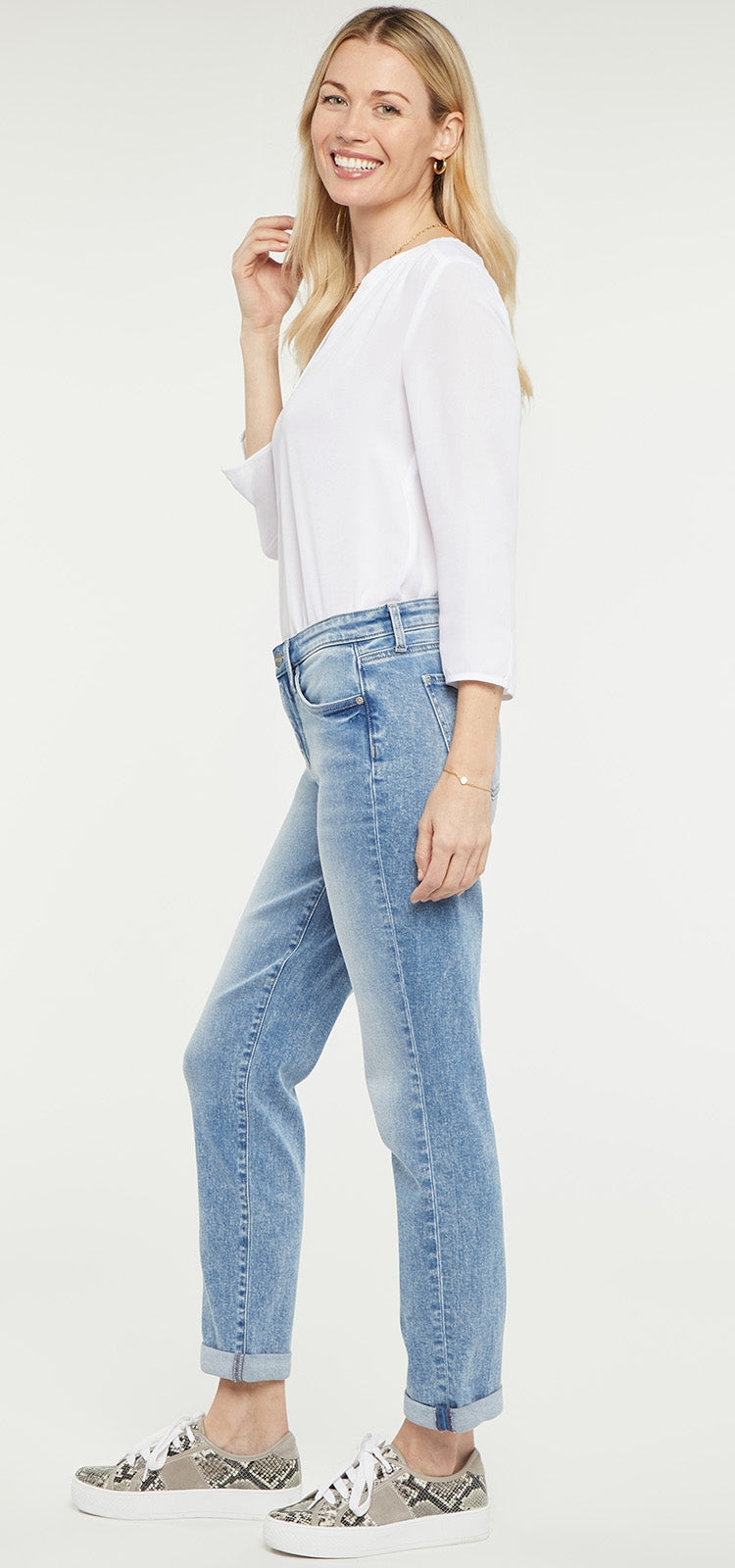 Margot Girlfriend Jeans Light Blue Premium Denim (Petite) | Quinta | Denim | NYDJ