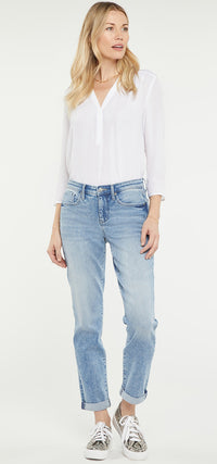 Margot Girlfriend Jeans Light Blue Premium Denim | Quinta | Denim | NYDJ